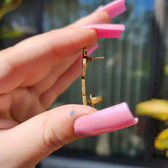 Gucci LOVED Single Ear Cuff Swarovski Crystal Rhinestone Huggie Rainbow Earring - Picture 6 of 11